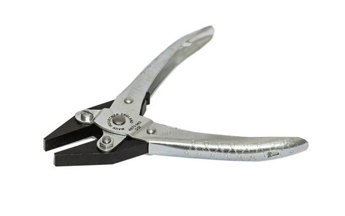 Maun Parallel Action Flat Nose Plier ~ Smooth Jaws with Spring Return